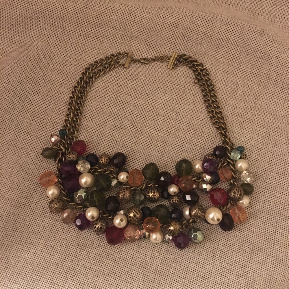 Chunky multicolored necklace.